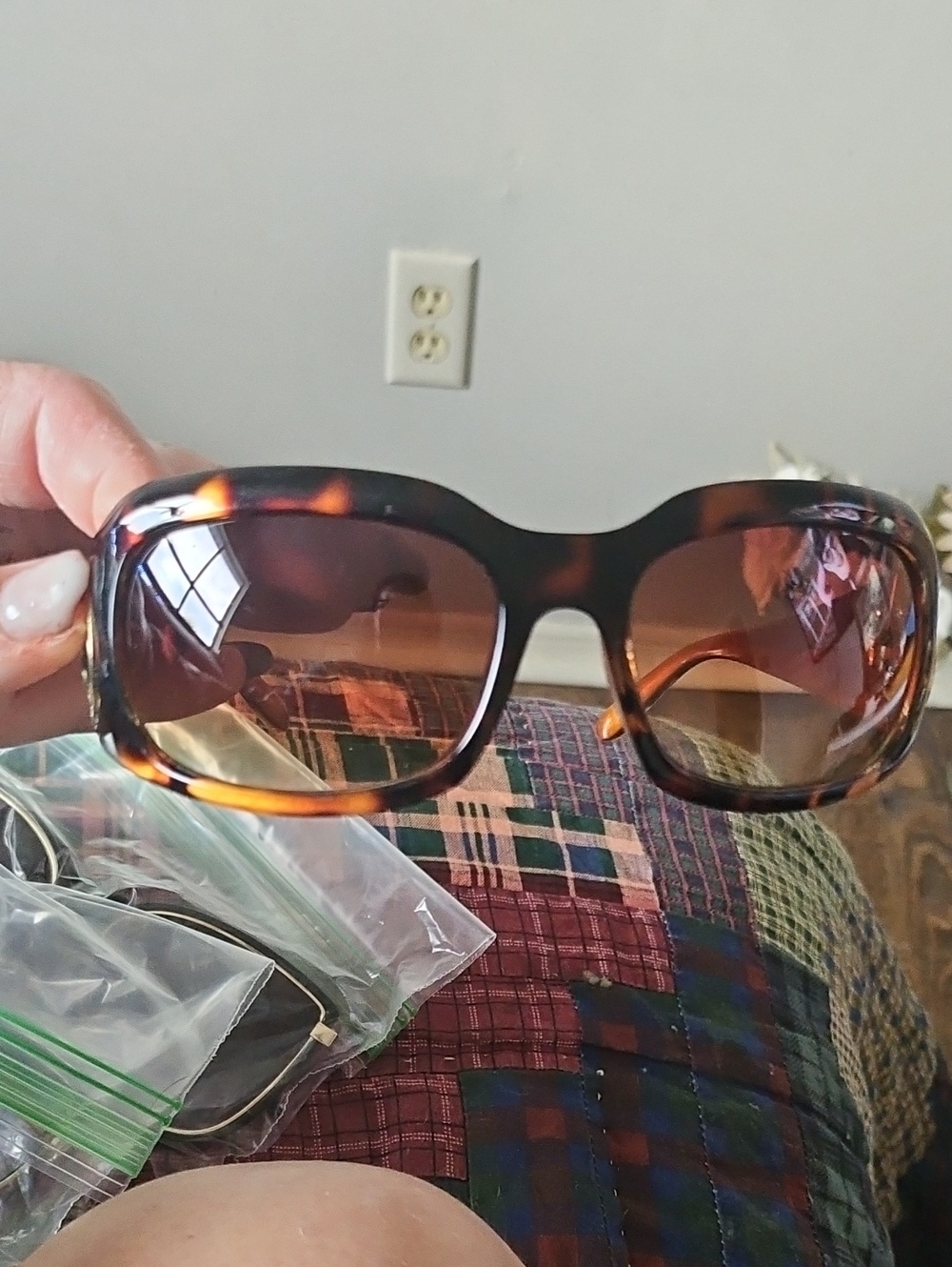 Franco Sarto Italian sunglasses